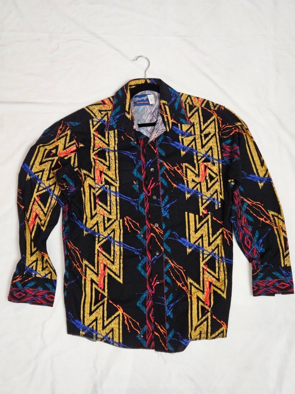 Wrangler Vintage Western Black Pearl Snap Shirt Thunder and Lightning Print